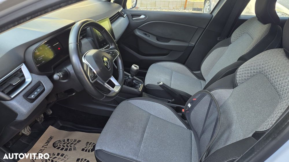 Renault Clio - 14