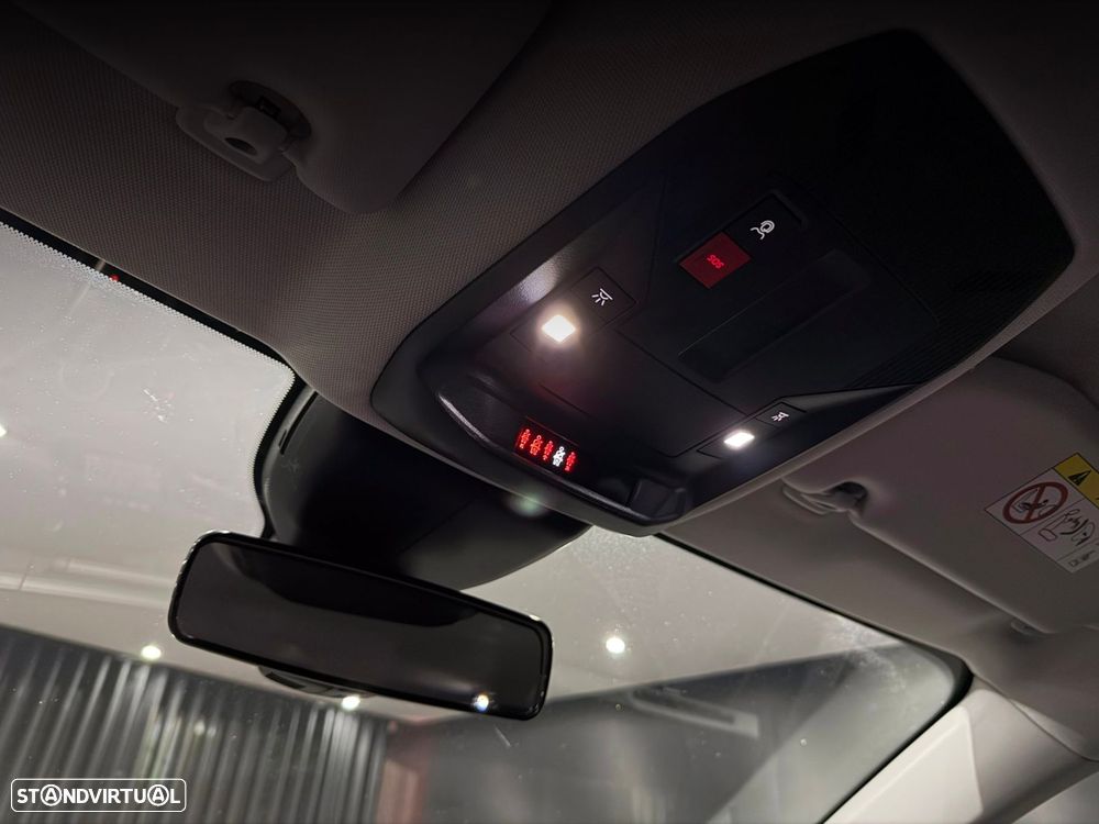 Peugeot 308 1.2 PureTech Allure Pack EAT8 - 26