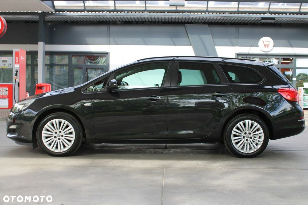 Opel Astra 1.4 Turbo Cosmo - 40