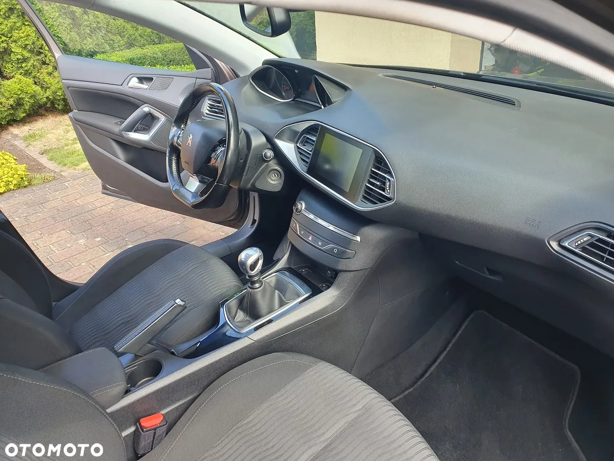 Peugeot 308 PureTech 130 GPF Stop & Start Active - 11