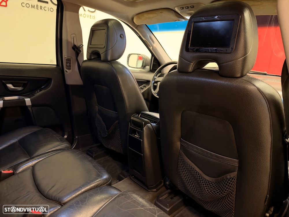 Volvo XC 90 D5 Executive - 11