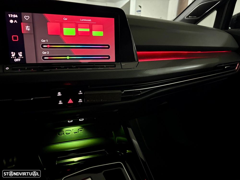Volkswagen Golf 2.0 TSI GTI DSG — fotografia 52