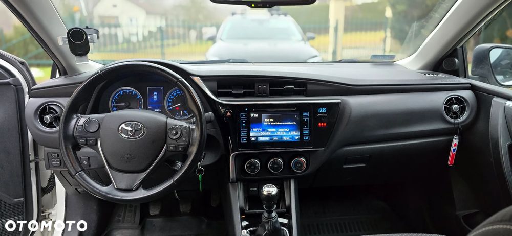 Toyota Corolla 1.6 Active - 8