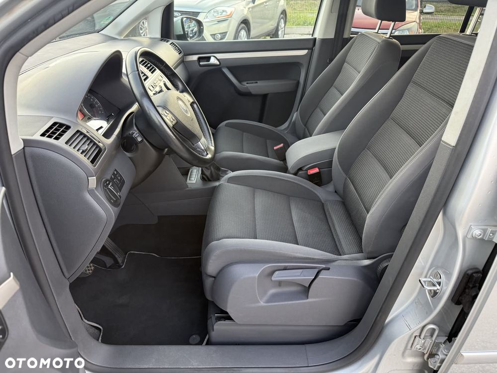 Volkswagen Touran 1.6 Freestyle - 15