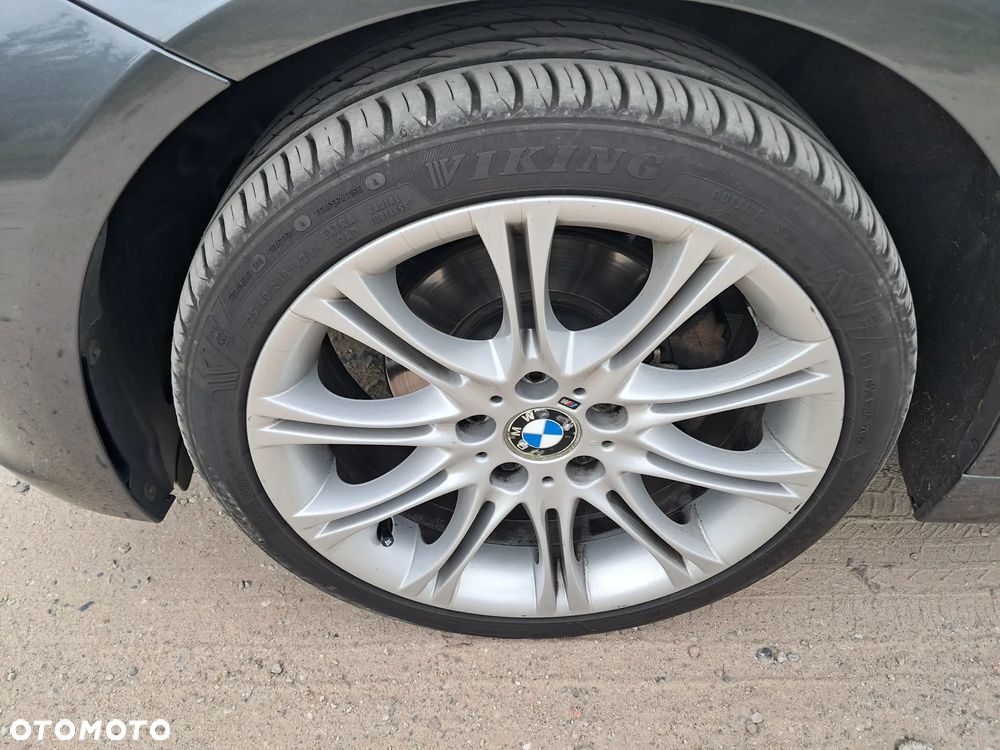 BMW Seria 3 320d Sport Line - 28