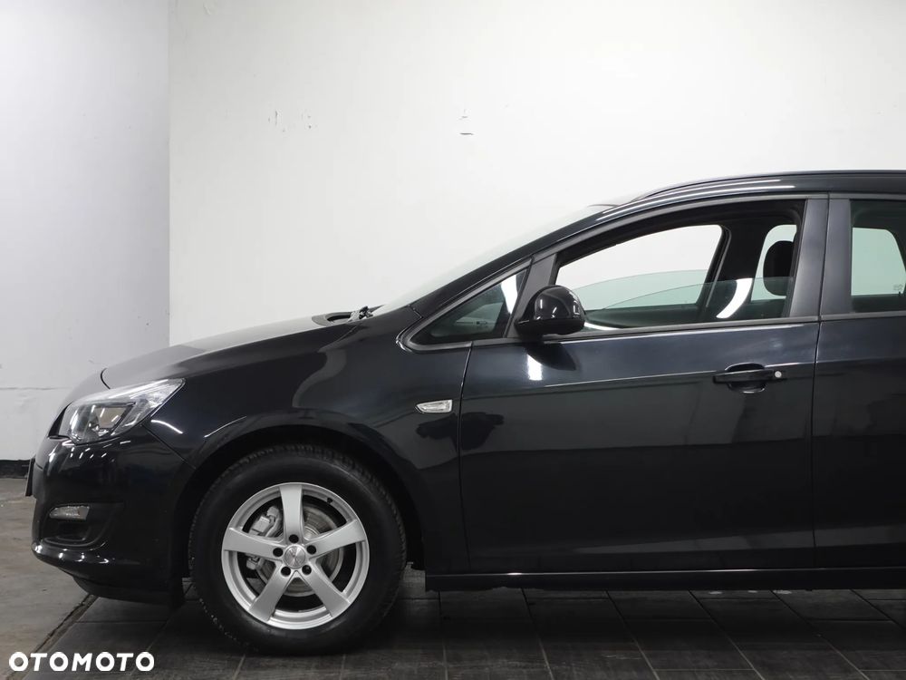 Opel Astra 1.4 ecoFLEX - 16