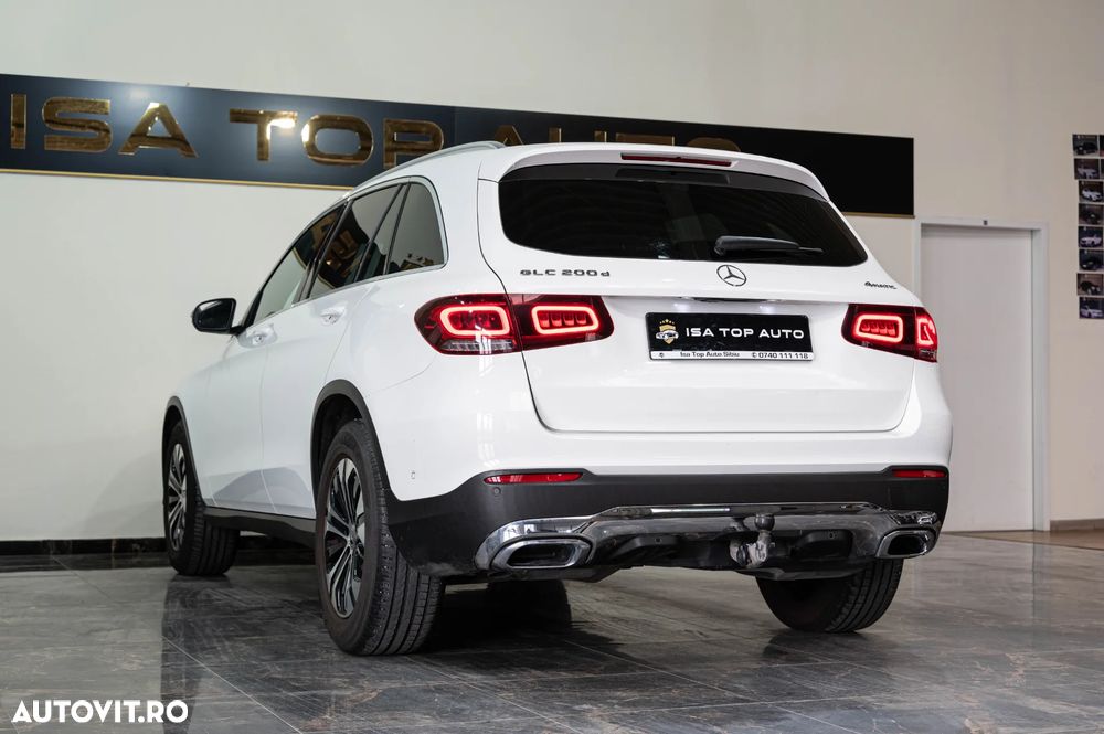 Mercedes-Benz GLC 200 d 4Matic 9G-TRONIC Edition Avantgarde - 32