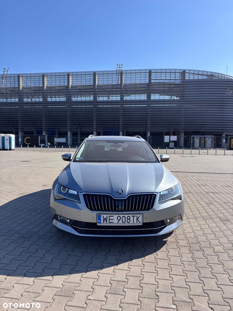 Skoda Superb 2.0 TDI Ambition - 13