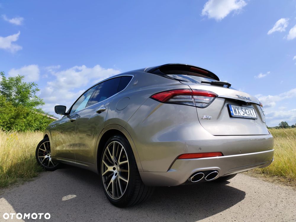 Maserati Levante S Q4 - 15