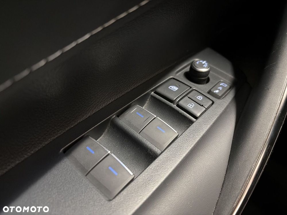 Toyota Corolla 2.0 Hybrid GR Sport - 22