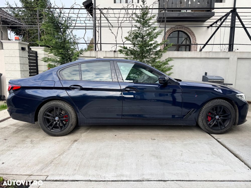 BMW Seria 5 530i Aut. Luxury Line - 7