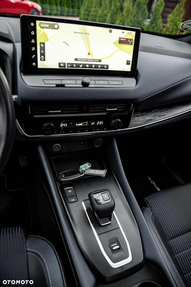 Nissan Qashqai 1.3 DIG-T Tekna DCT - 38