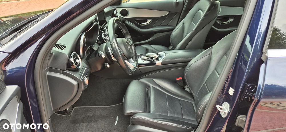 Mercedes-Benz Klasa C 200 d 9G-TRONIC AMG Line - 16