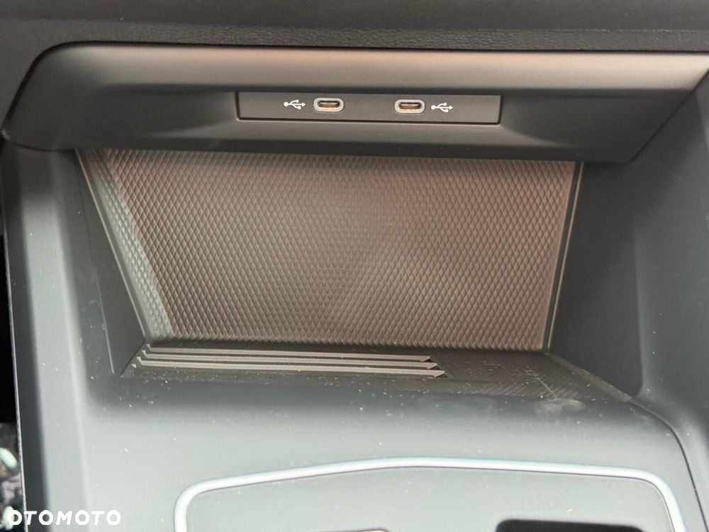 Volkswagen Golf Variant - 15