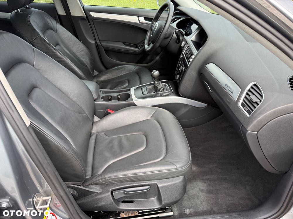 Audi A4 Avant - 31