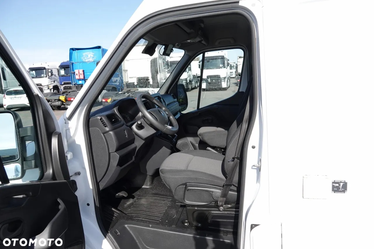 Renault MASTER / PODNOŚNIK KOSZOWY - 10 metrów / 2021 ROK / BLASZAK + WZWYŻKA / PO KONTRAKCIE SERWISOWYM / - 25