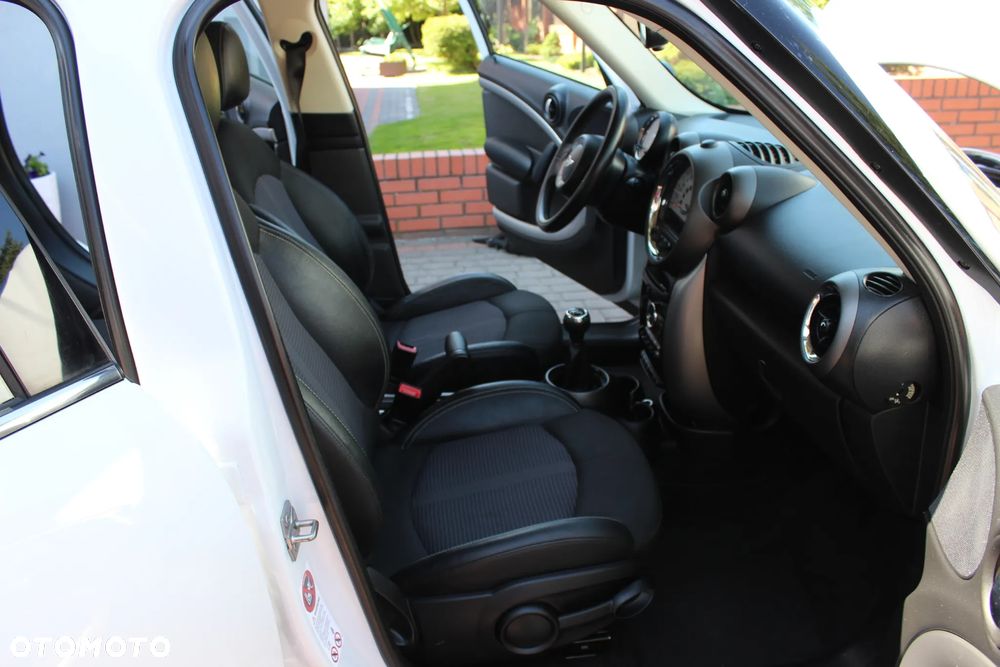 MINI Countryman Cooper D All4 - 16