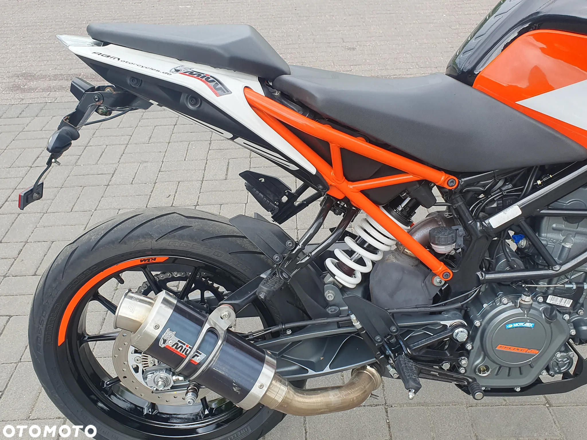 KTM Duke - 19
