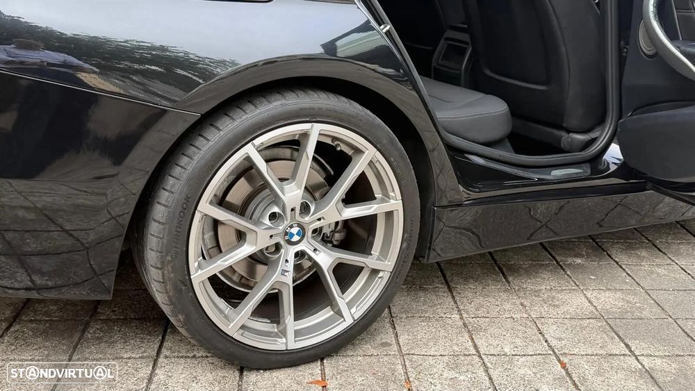 BMW 320 d Auto Line Sport - 18