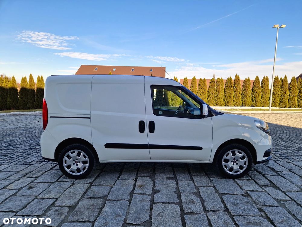 Fiat Doblo Furgon 3 Osobowy - 5