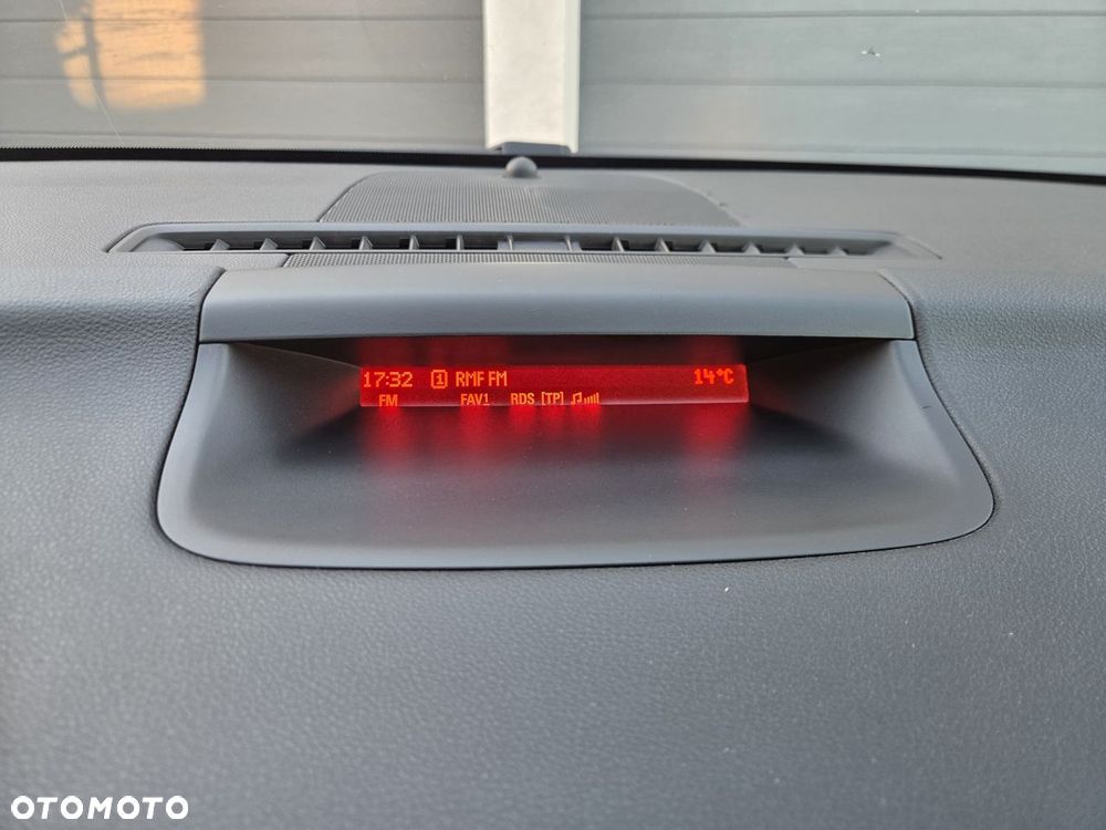 Opel Meriva - 25
