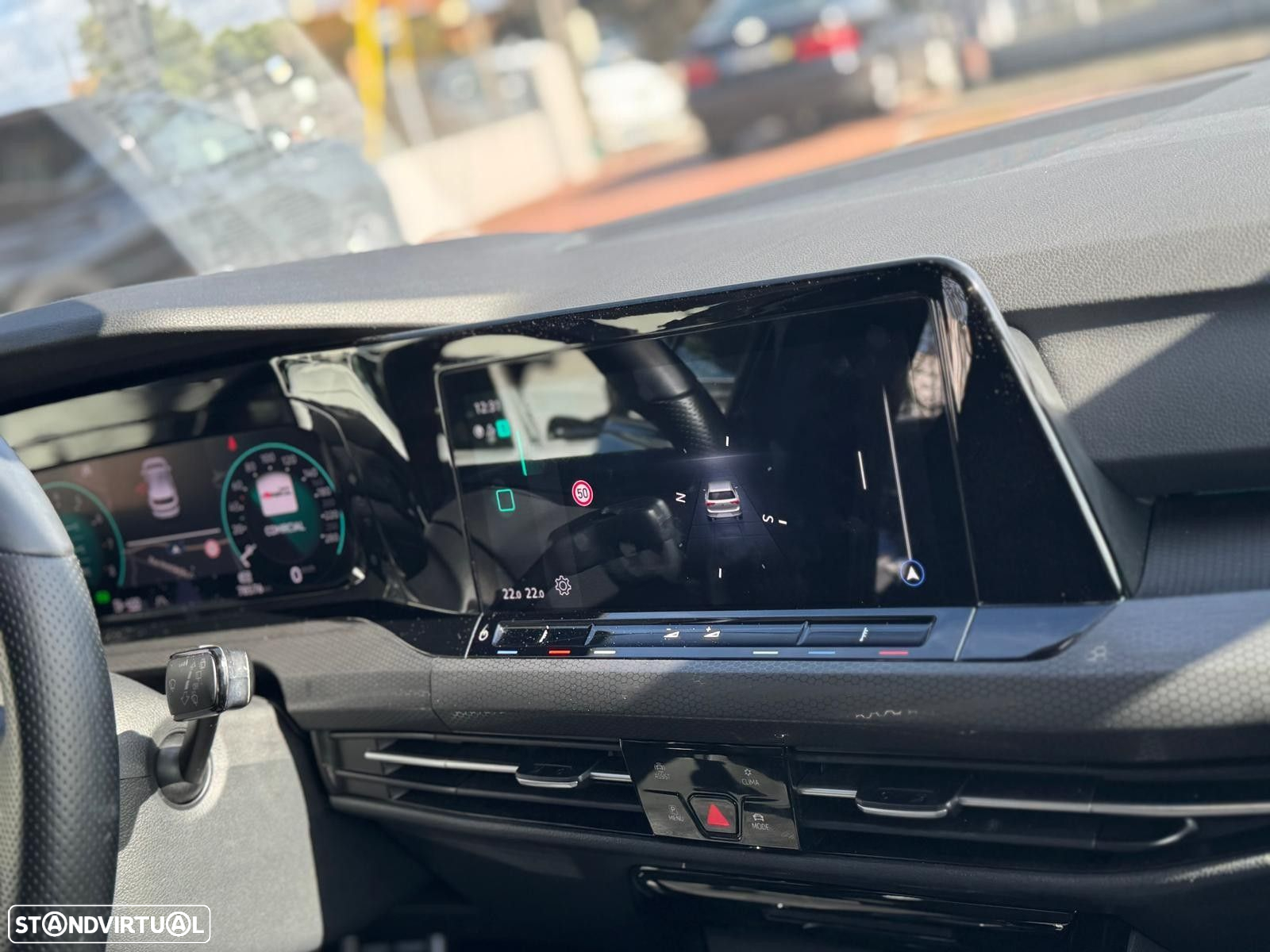 VW Golf 2.0 TSI GTI DSG - 38
