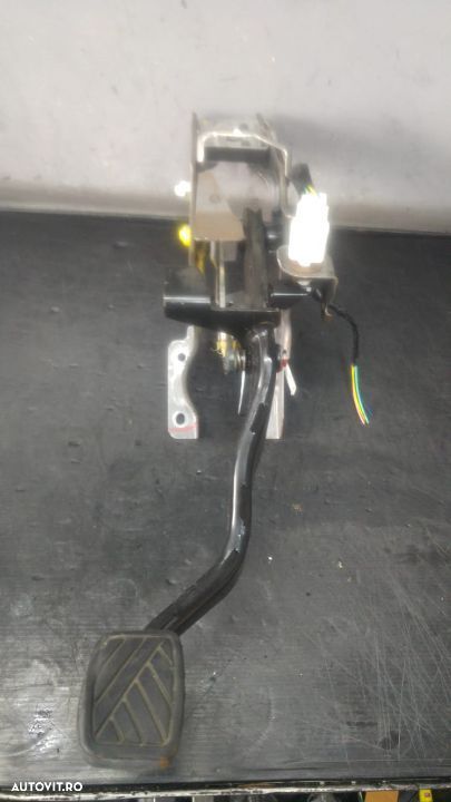 Pedala frana 1.6 d suzuki vitara ly swift 4 sx4 s cross 49600-61m50 - 1