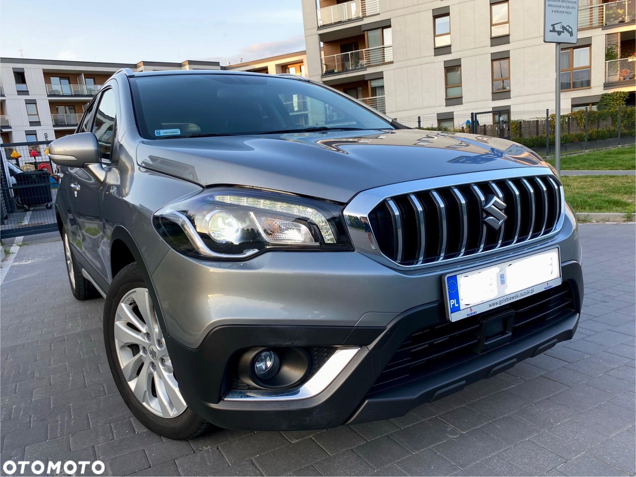 Suzuki SX4 S-Cross 1.4 T Premium - 10
