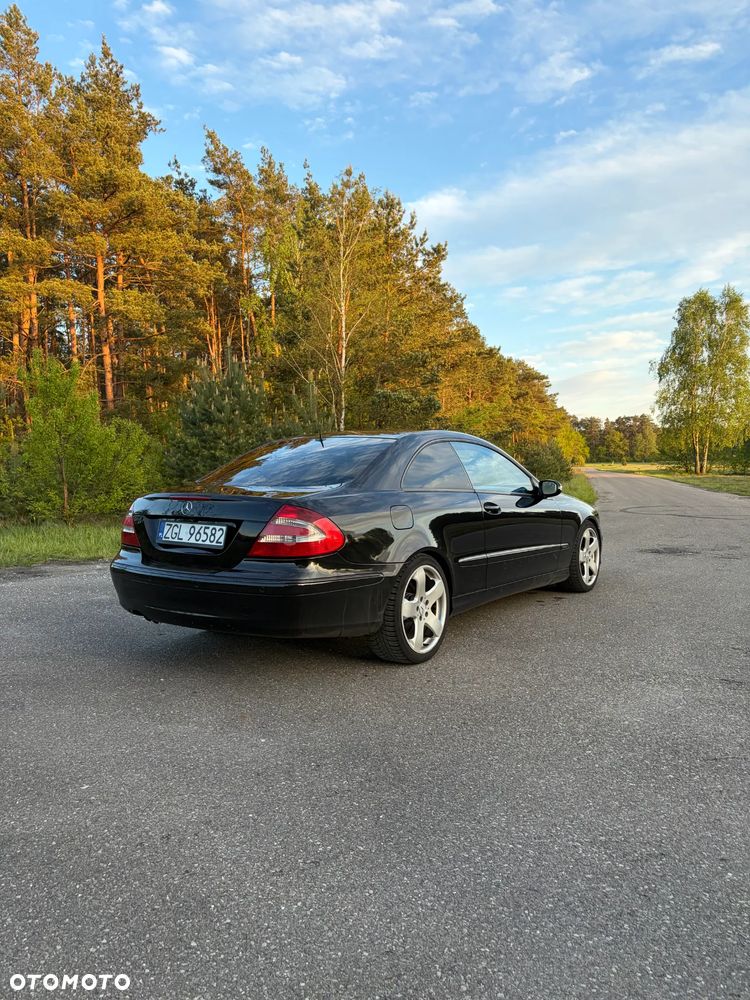 Mercedes-Benz CLK - 5