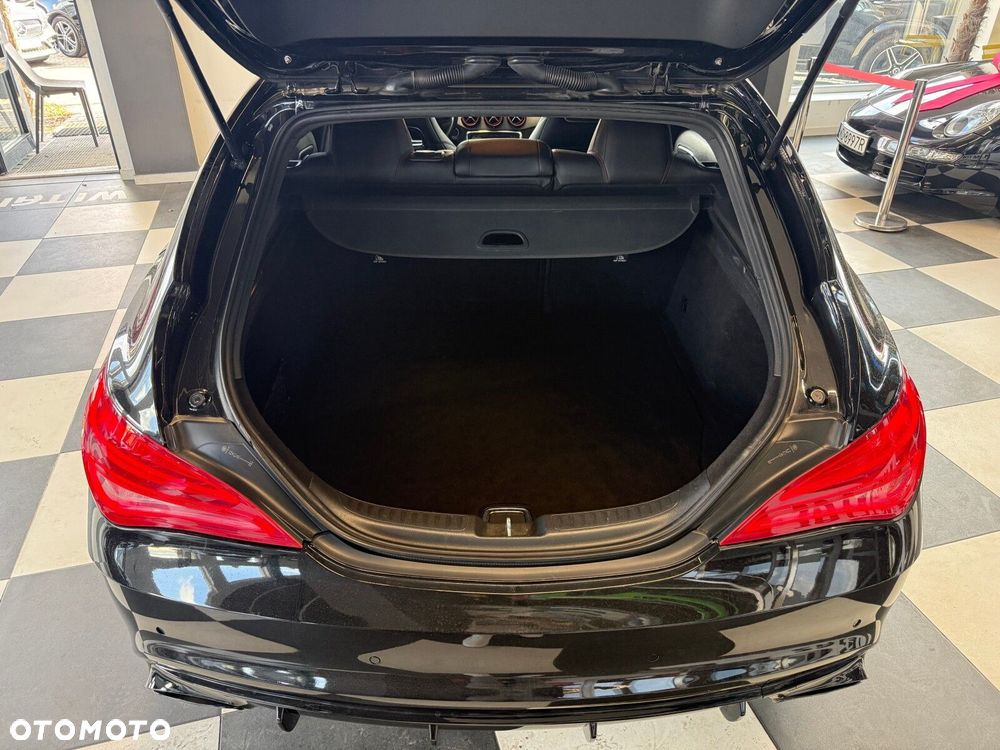 Mercedes-Benz CLA - 9