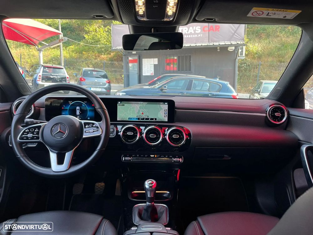 Mercedes-Benz CLA 180 d Shooting Brake - 16