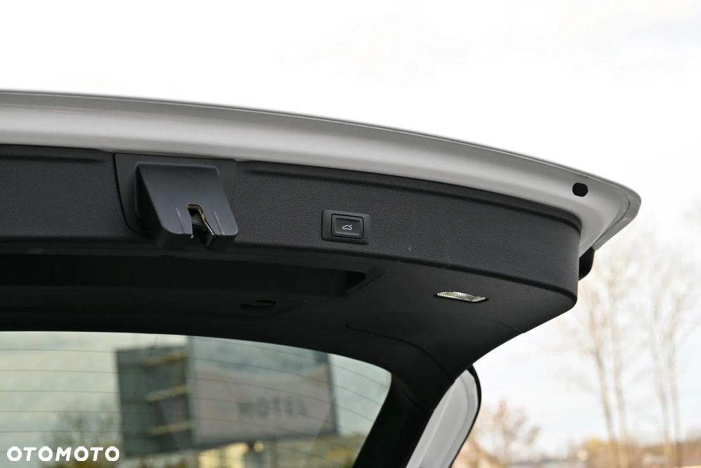 Audi A4 Avant 2.0 TDI Quattro Sport - 38