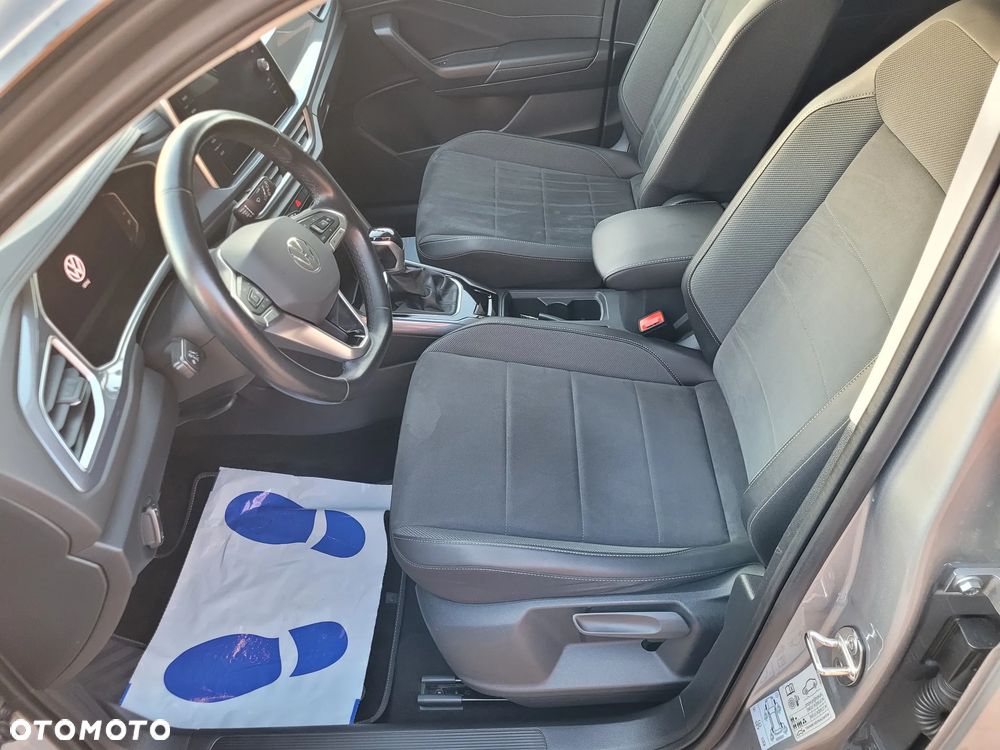 Volkswagen T-Roc 1.5 TSI Style DSG - 24