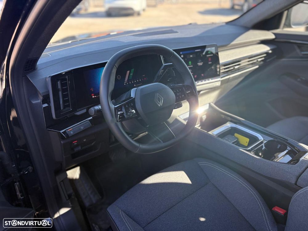 Renault Austral 1.3 Mild Hybrid Evolution Auto - 7