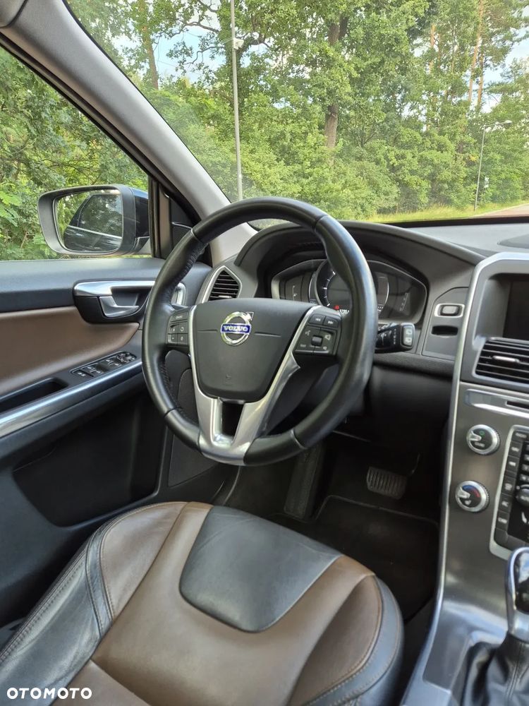 Volvo XC 60 D4 Geartronic Momentum - 12