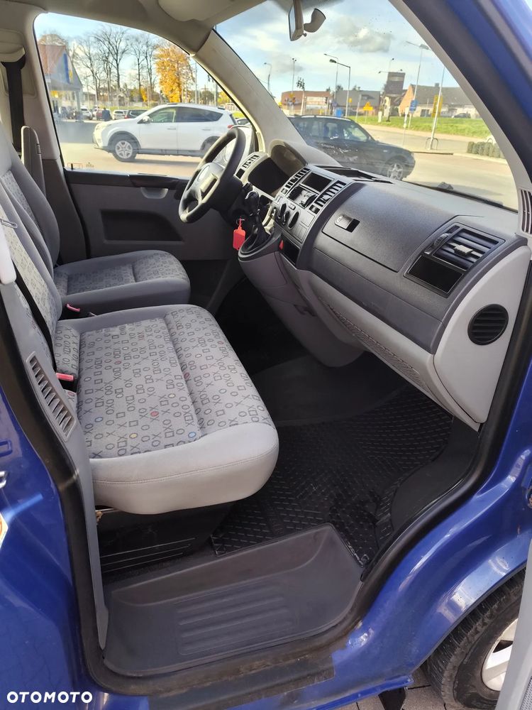 Volkswagen Caravelle L1 Comfortline - 4