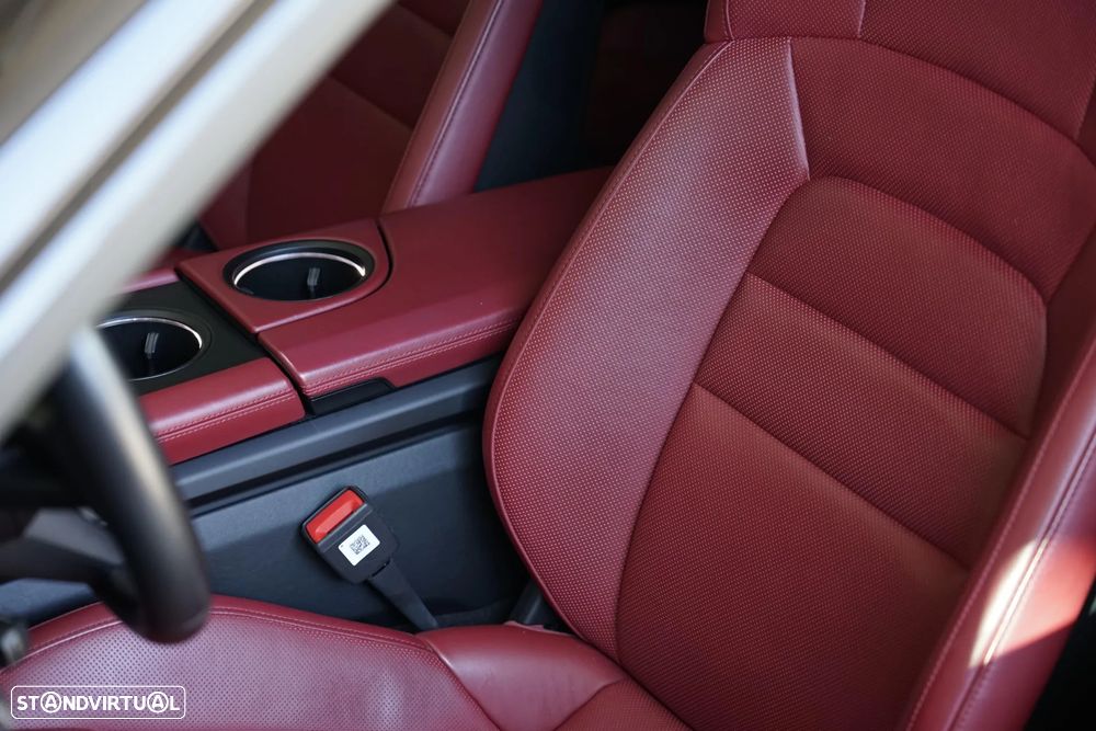 Porsche Taycan Turbo - 20
