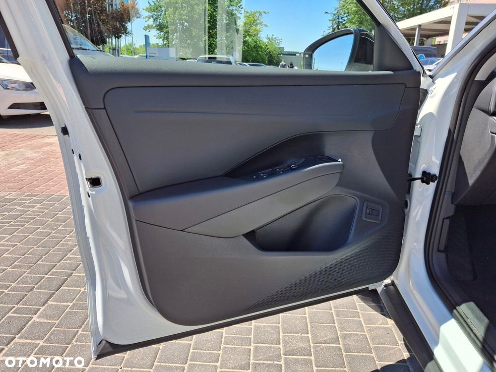 Volkswagen T-Roc - 12