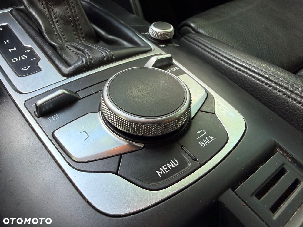 Audi A3 Sportback 30 TDI S tronic design - 34
