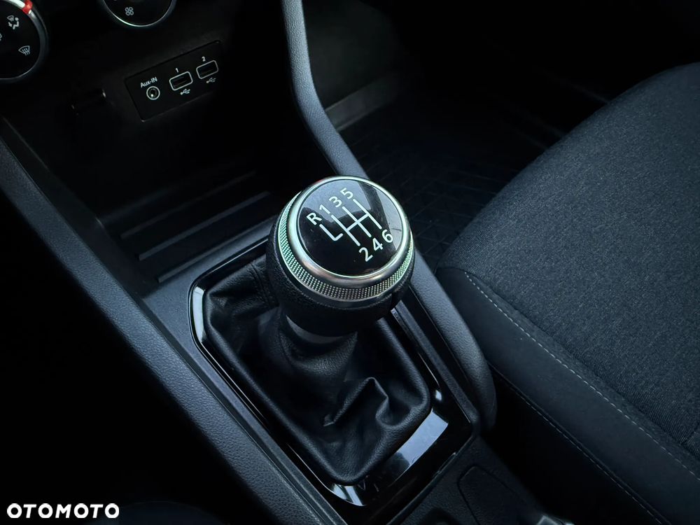 Renault Clio 1.0 TCe Zen - 27