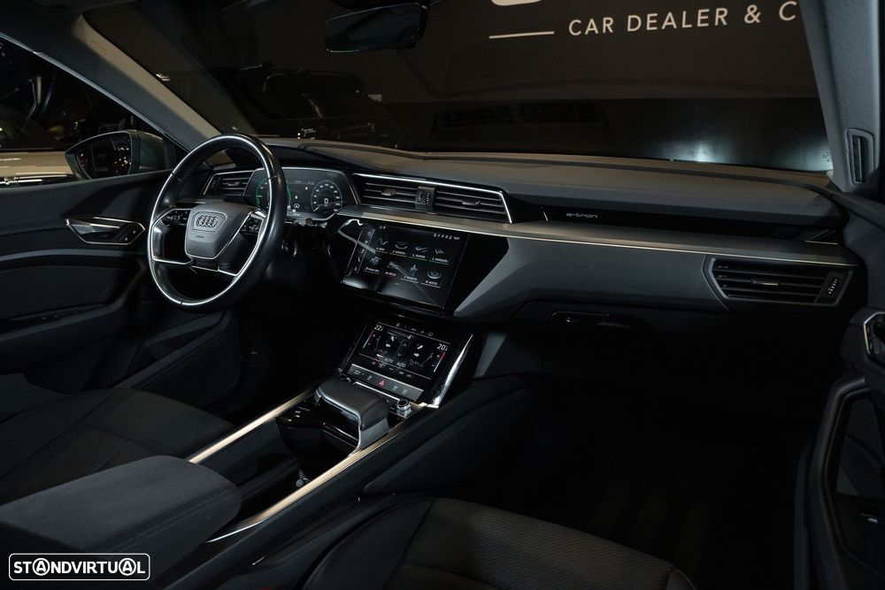 Audi Q8 e-Tron Sportback 55 quattro S line - 14