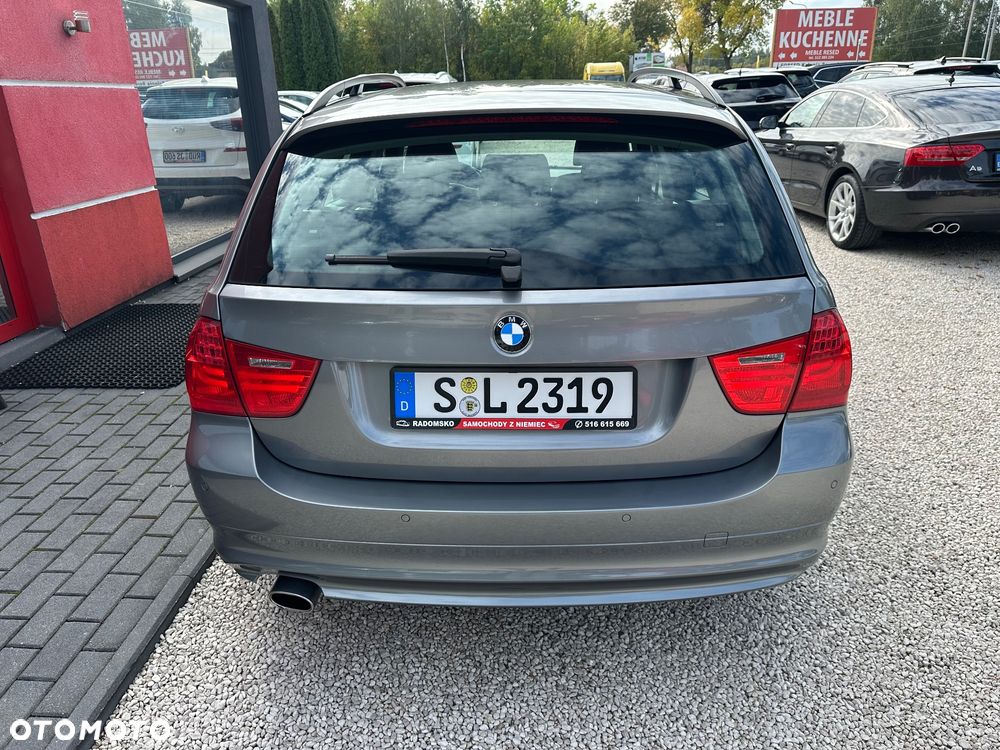 BMW Seria 3 320i Edition Exclusive - 31
