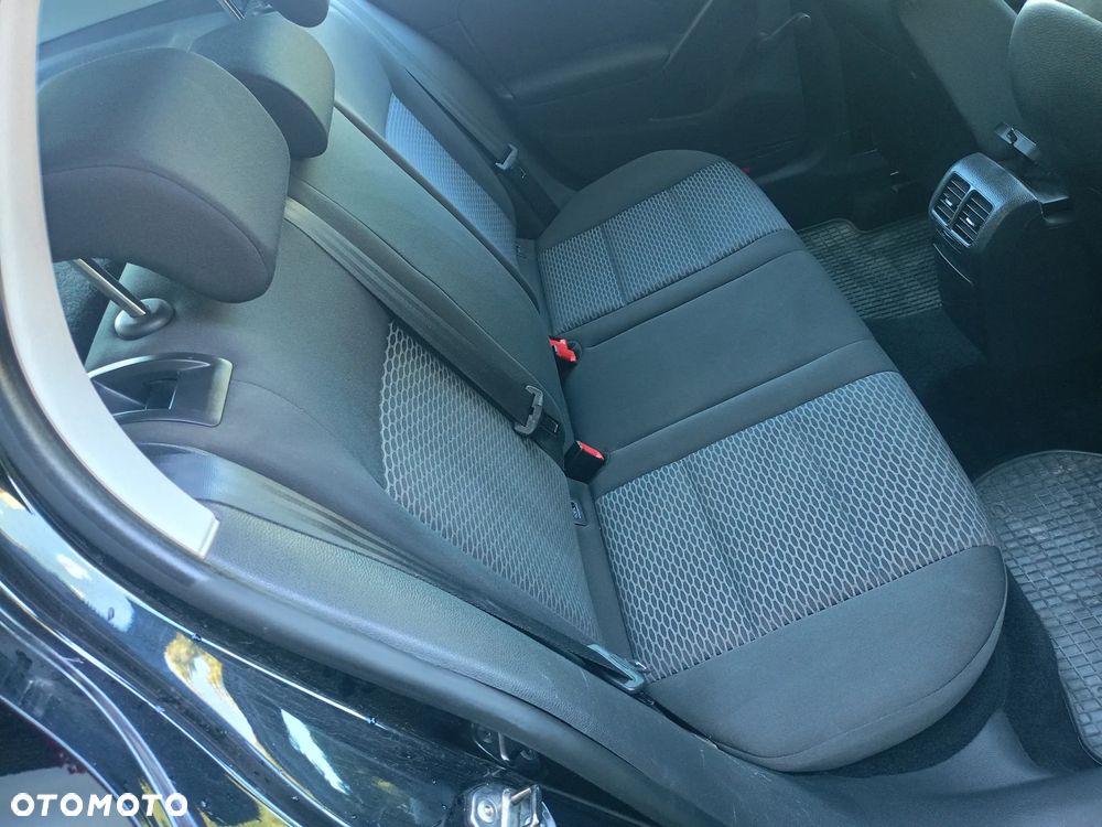 Volkswagen Golf 1.6 Edition - 11