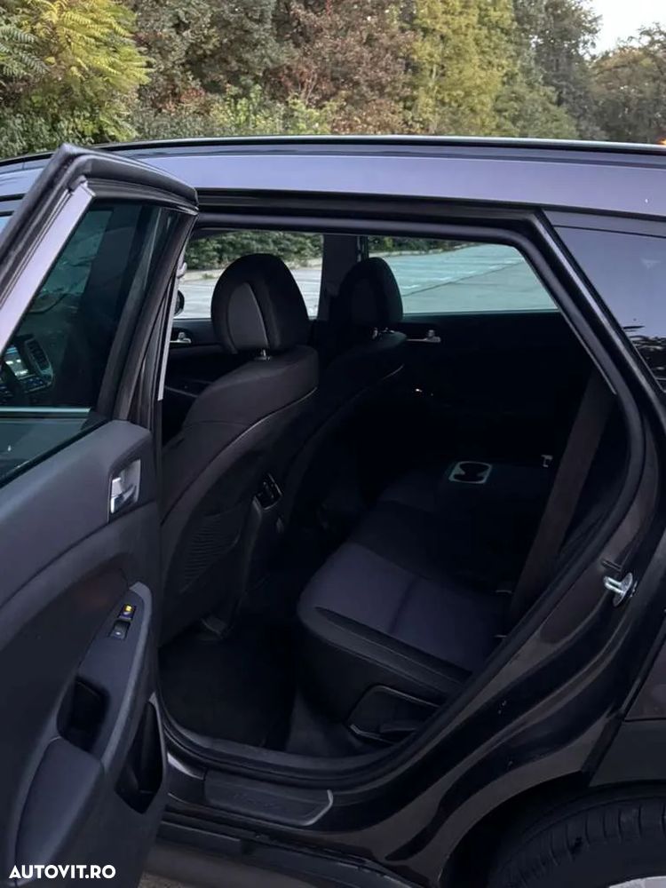 Hyundai Tucson - 8