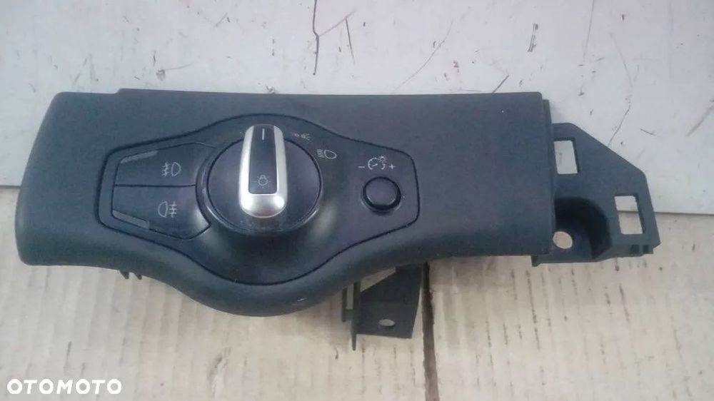 WŁĄCZNIK ŚWIATEŁ AUDI A4 B8 10R 8K0941531AK - 2