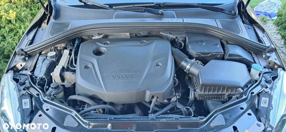 Volvo XC 60 D4 Drive-E Momentum - 33
