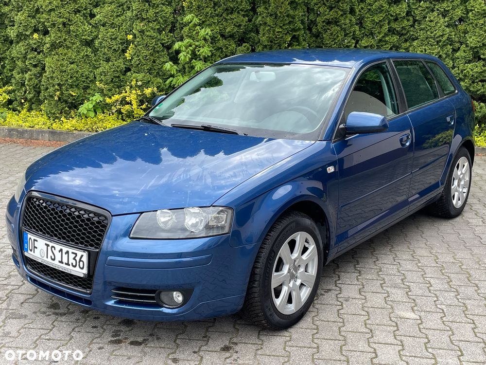 Audi A3 ver-1-6-fsi-ambiente - 8