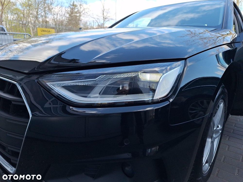 Audi A4 Limousine - 32