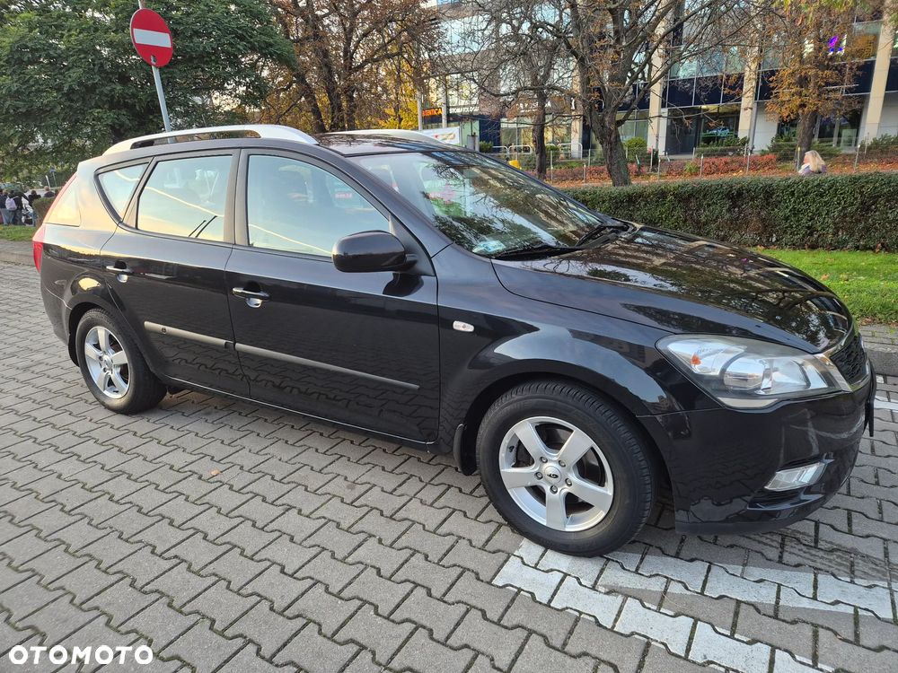 Kia Ceed Cee'd 1.6 Comfort + - 1