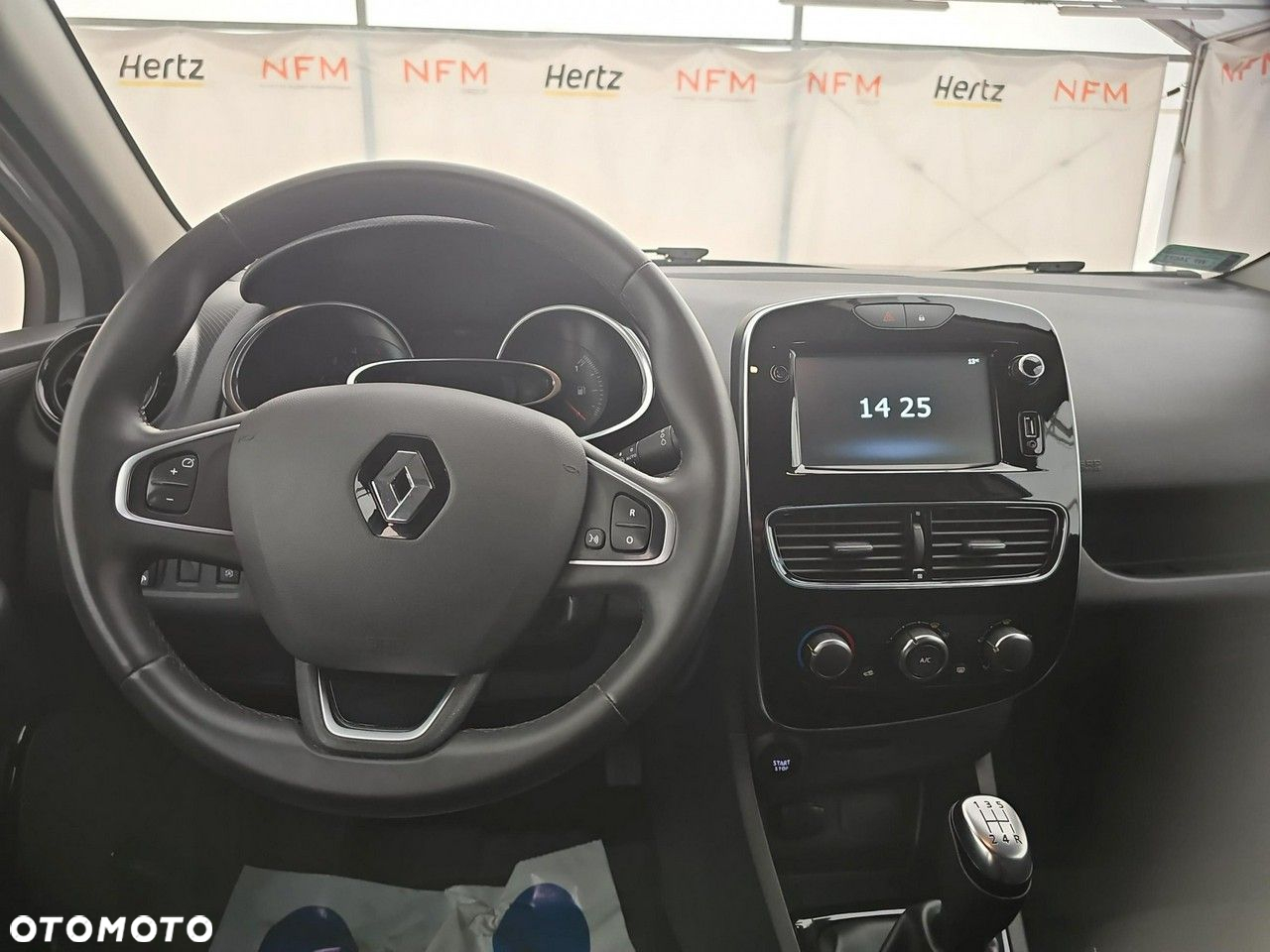 Renault Clio - 14